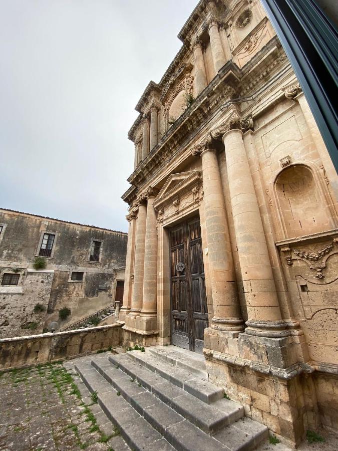 Trigona Garden Suite Noto Bagian luar foto