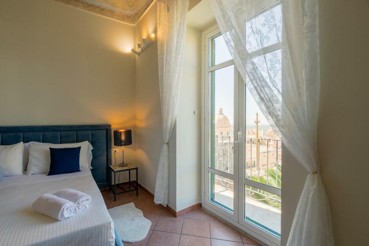 Trigona Garden Suite Noto Bagian luar foto