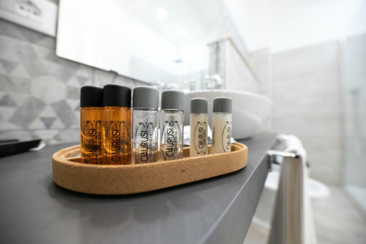 Trigona Garden Suite Noto Bagian luar foto