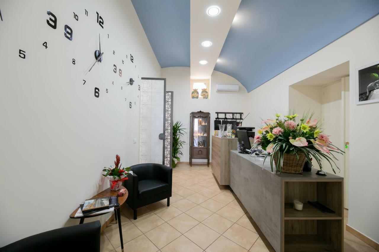 Trigona Garden Suite Noto Bagian luar foto